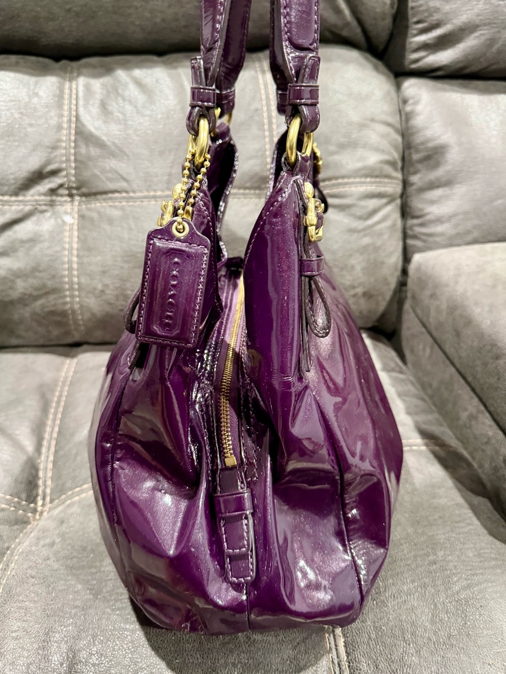 Vintage Coach Madison Maggie Hobo Purple Patent Shoul… - Gem